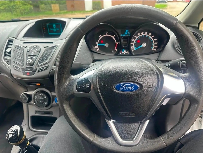 Used Ford Fiesta 2015 for sale - 76962884: Photo 16