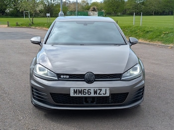 Used Volkswagen Golf 2017 for sale - 78154670: Photo