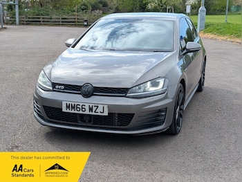 Used Volkswagen Golf 2017 for sale - 78154670: Photo
