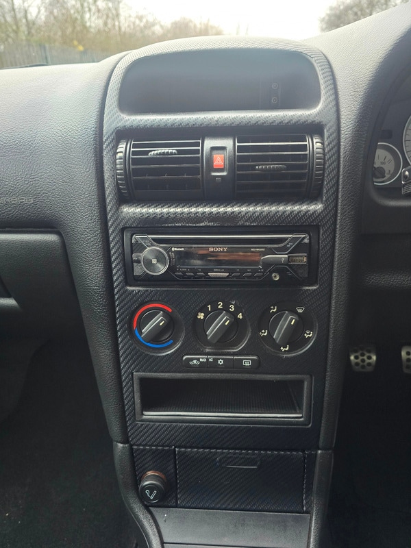 Used Vauxhall Astra 2004 for sale - 77766008: Photo 19