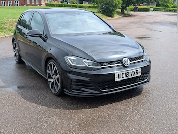 Used Volkswagen Golf 2018 for sale - 78331424: Photo