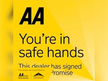 Used Kia Sedona 2012 for sale - 77693990: Photo