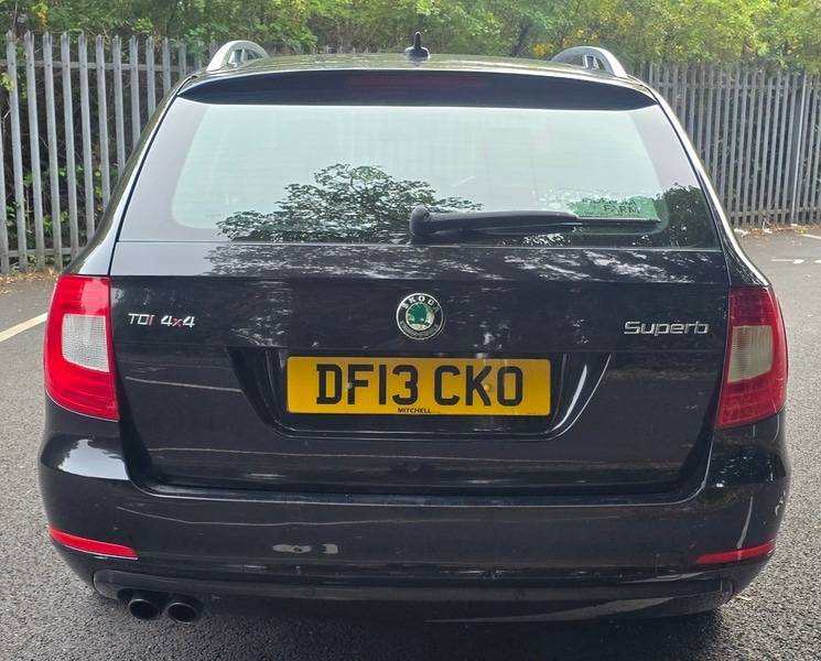 Used Skoda Superb 2013 for sale - 76962876: Photo 10