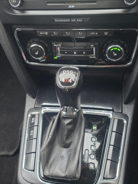 Used Skoda Superb 2013 for sale - 76962876: Photo 24