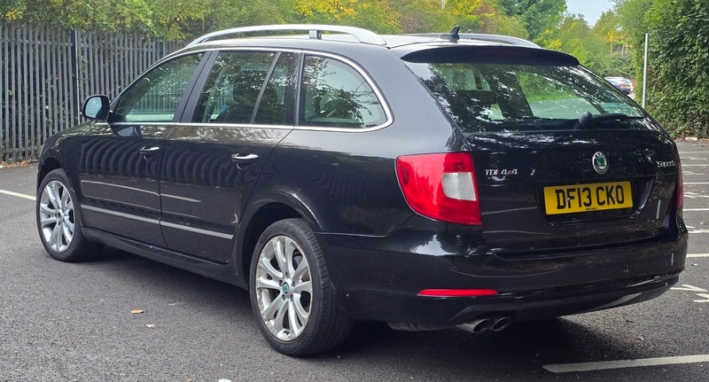 Used Skoda Superb 2013 for sale - 76962876: Photo 9