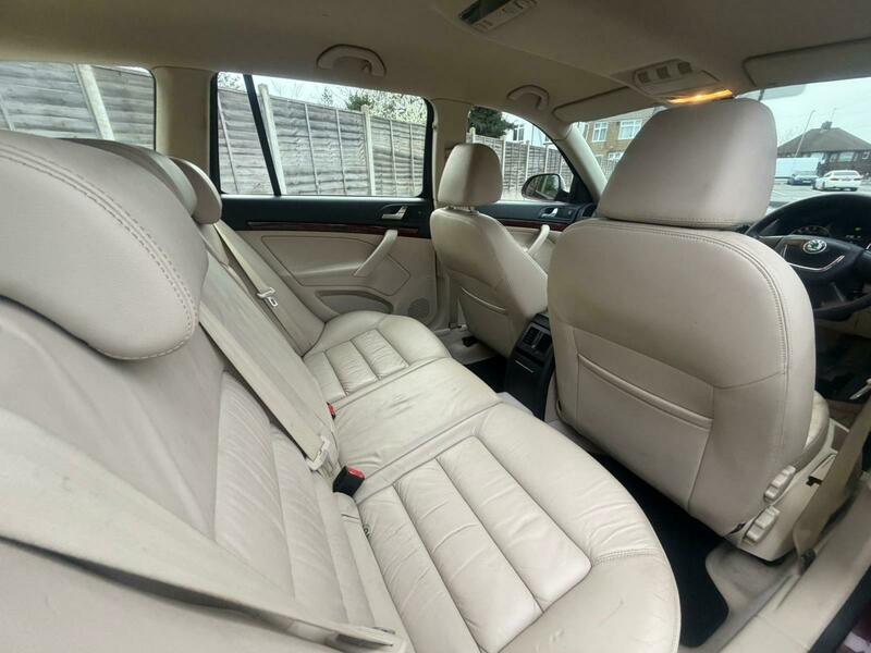 Used Skoda Octavia 2010 for sale - 77990325: Photo 24