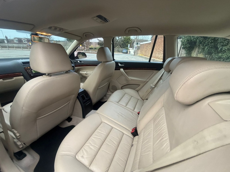 Used Skoda Octavia 2010 for sale - 77990325: Photo 25