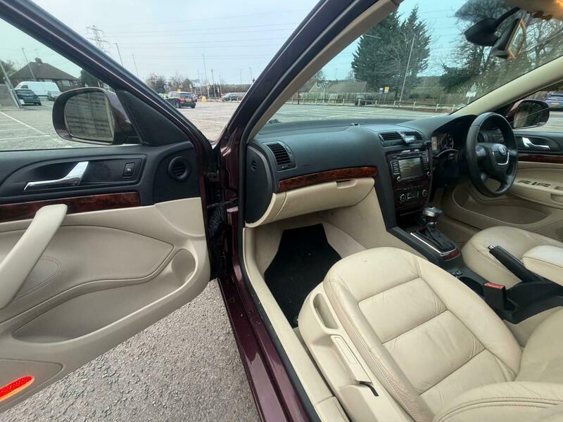 Used Skoda Octavia 2010 for sale - 77990325: Photo 29