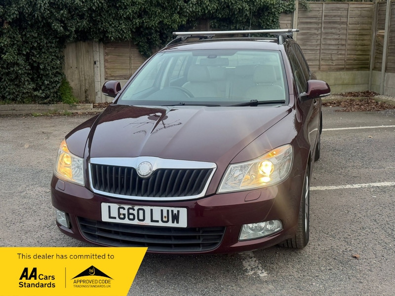 Used Skoda Octavia 2010 for sale - 77990325: Photo 3