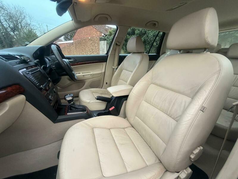 Used Skoda Octavia 2010 for sale - 77990325: Photo 31