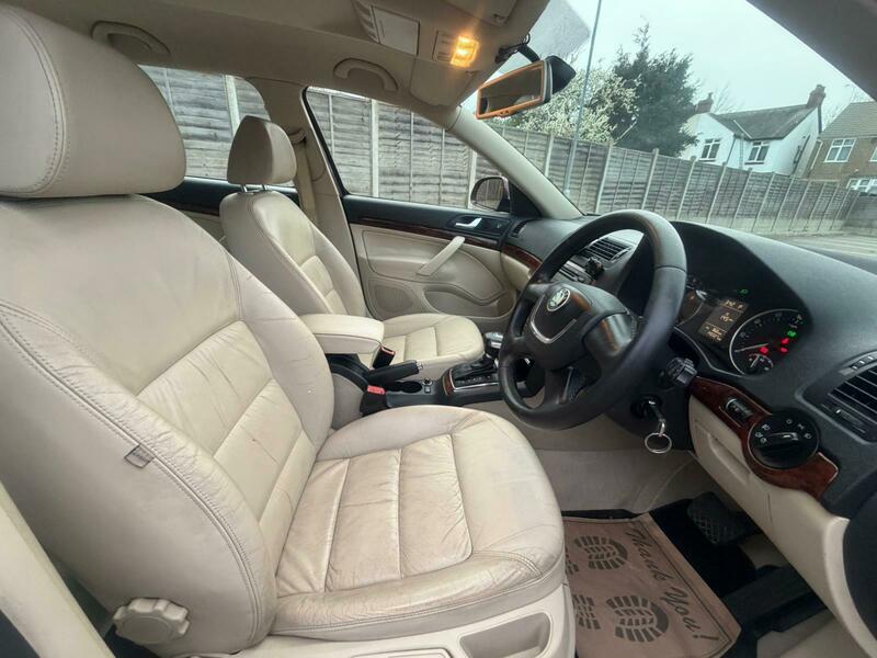 Used Skoda Octavia 2010 for sale - 77990325: Photo 34