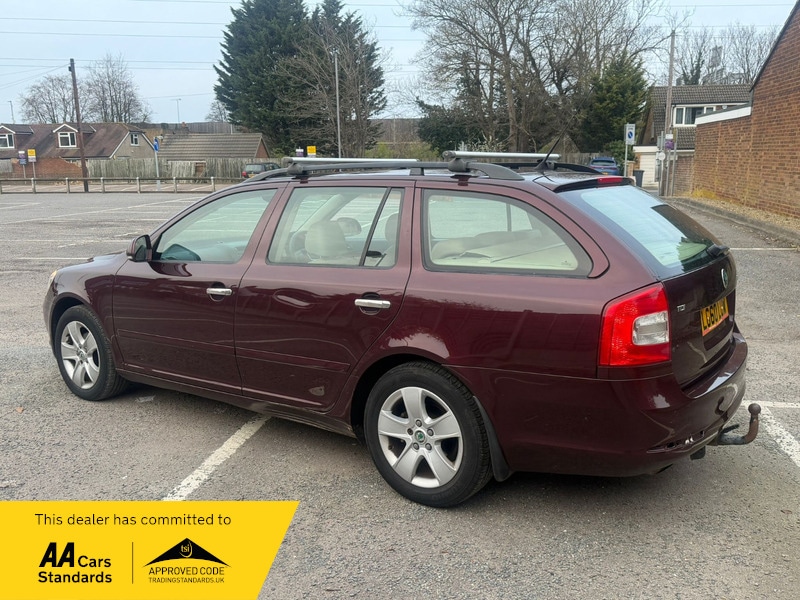 Used Skoda Octavia 2010 for sale - 77990325: Photo 8