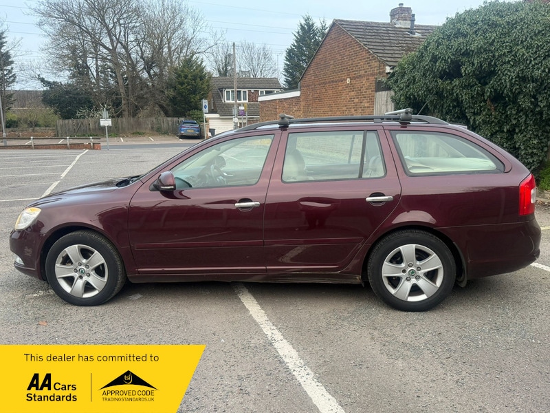 Used Skoda Octavia 2010 for sale - 77990325: Photo 9