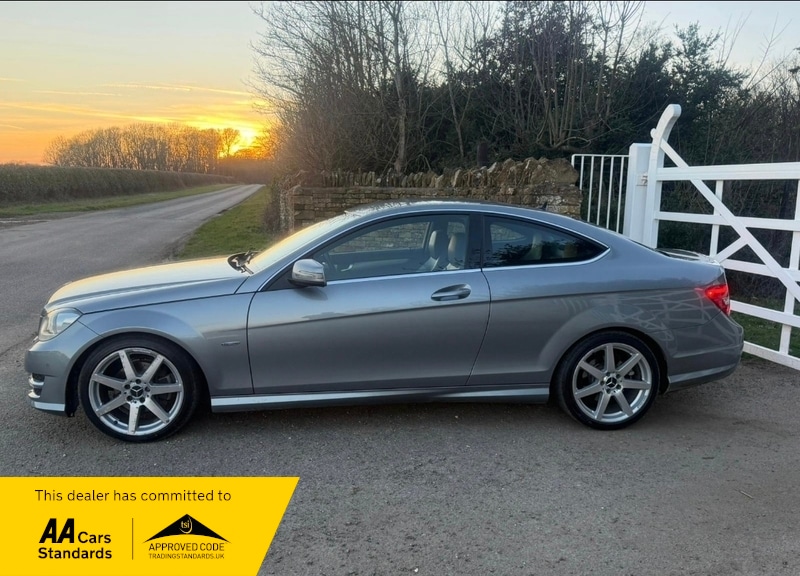 Used Mercedes-Benz C Class 2012 for sale - 77328865: Photo 11