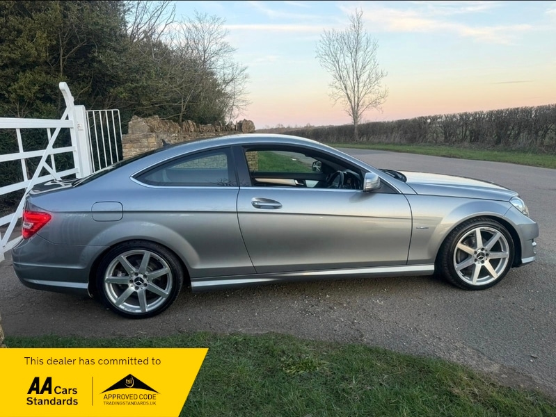 Used Mercedes-Benz C Class 2012 for sale - 77328865: Photo 14