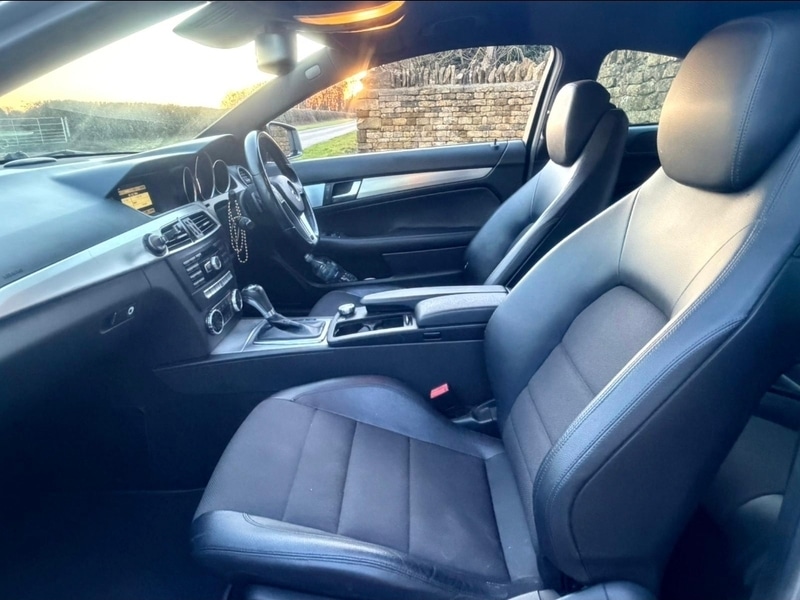 Used Mercedes-Benz C Class 2012 for sale - 77328865: Photo 22