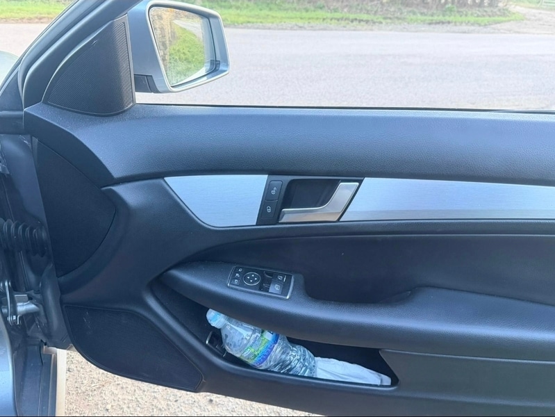 Used Mercedes-Benz C Class 2012 for sale - 77328865: Photo 26