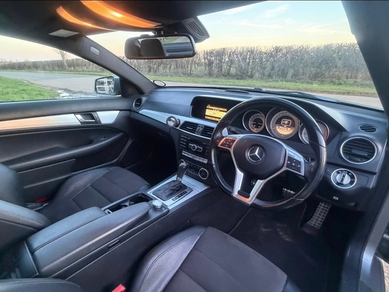 Used Mercedes-Benz C Class 2012 for sale - 77328865: Photo 27
