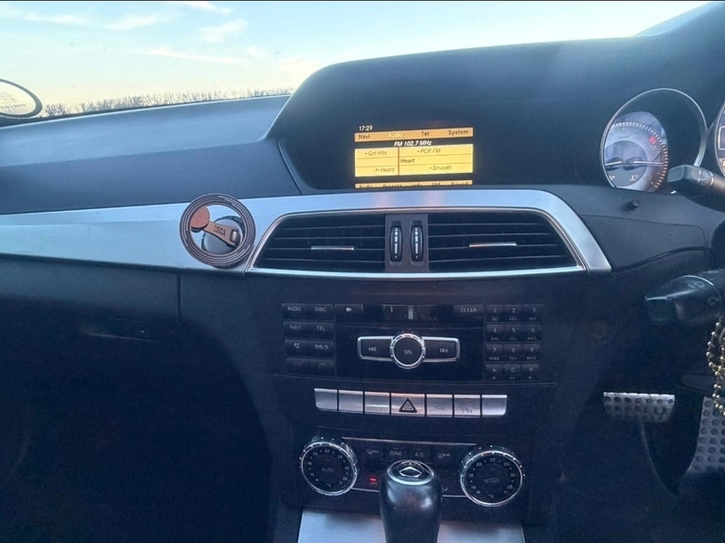 Used Mercedes-Benz C Class 2012 for sale - 77328865: Photo 30