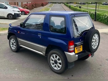 Used Mitsubishi Pajero undefined for sale - 76962887: Photo