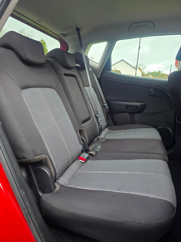 Used Kia Venga 2015 for sale - 76962875: Photo 12