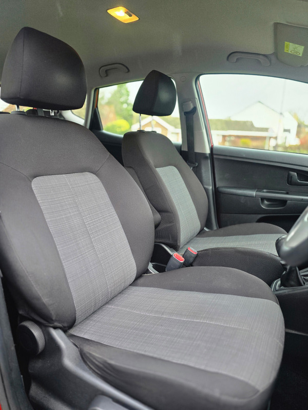 Used Kia Venga 2015 for sale - 76962875: Photo 17