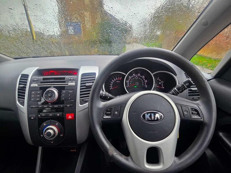 Used Kia Venga 2015 for sale - 76962875: Photo 19