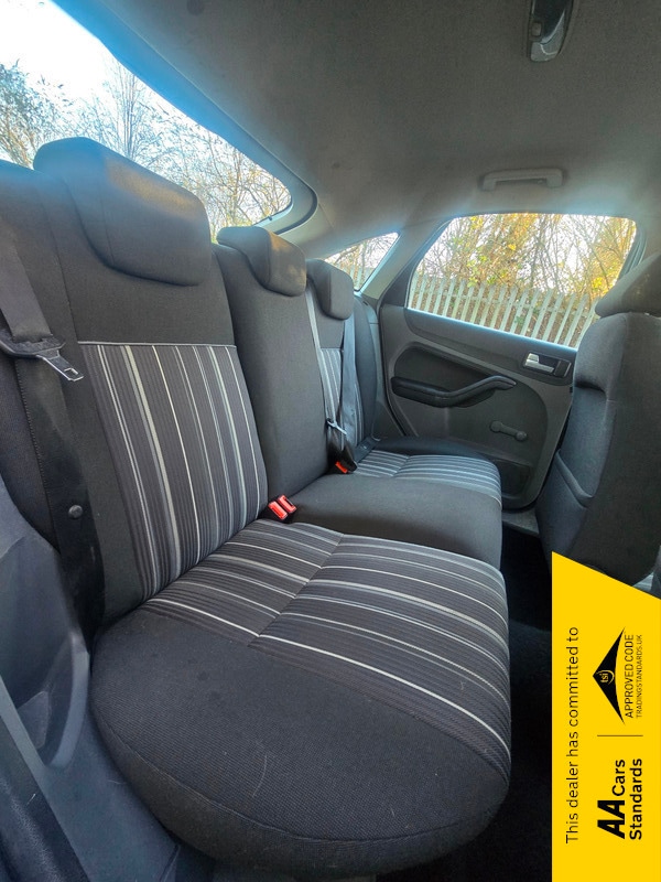 Used Ford Focus 2009 for sale - 76962955: Photo 14