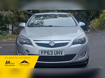 Used Vauxhall Astra 2013 for sale - 76962957: Photo