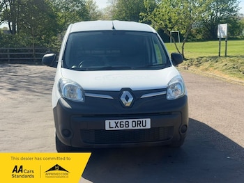 Used Renault Kangoo 2018 for sale - 78182279: Photo