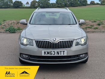 Used Skoda Superb 2013 for sale - 79259040: Photo