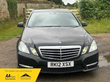 Used Mercedes-Benz E Class 2012 for sale - 78840373: Photo