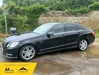 Used Mercedes-Benz E Class 2012 for sale - 78840373: Photo