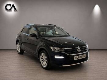 Used Volkswagen T-Roc 2019 for sale - 79675829: Photo