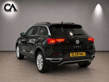 Used Volkswagen T-Roc 2019 for sale - 79675829: Photo