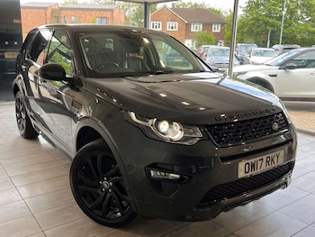 Used Land Rover Discovery Sport 2017 for sale - 79133942: Photo
