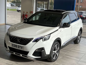 Used Peugeot 5008 2018 for sale - 79260126: Photo