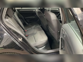 Used Volkswagen Golf 2018 for sale - 79375643: Photo