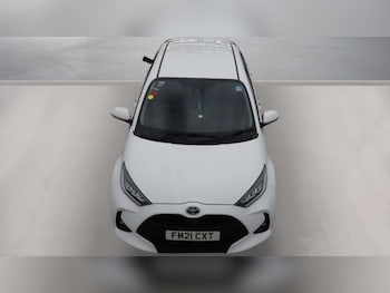 Used Toyota Yaris 2021 for sale - 79210490: Photo