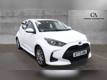 Used Toyota Yaris 2024 for sale - 79375655: Photo