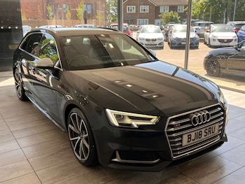 Used Audi A4 2018 for sale - 79133940: Photo