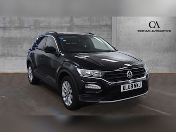Used Volkswagen T-Roc 2019 for sale - 79466399: Photo
