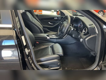 Used Mercedes-Benz C Class 2019 for sale - 79610682: Photo