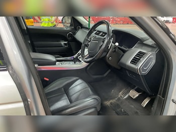 Used Land Rover Range Rover Sport 2018 for sale - 79466390: Photo
