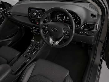 Used Hyundai i30 2017 for sale - 79678380: Photo
