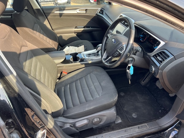 Used Ford Mondeo 2015 for sale - 67692002: Photo 10