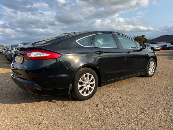 Used Ford Mondeo 2015 for sale - 67692002: Photo 2