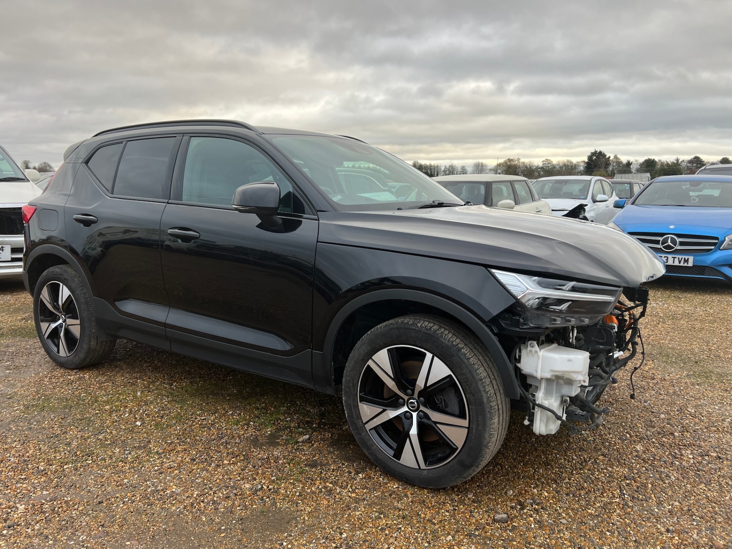 Used Volvo XC40 2022 for sale - 76738379: Photo 2