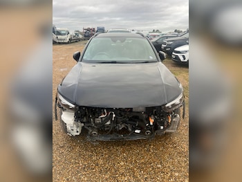 Used Volvo XC40 2022 for sale - 76738379: Photo