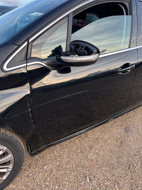 Used Peugeot 208 2017 for sale - 72591906: Photo 15